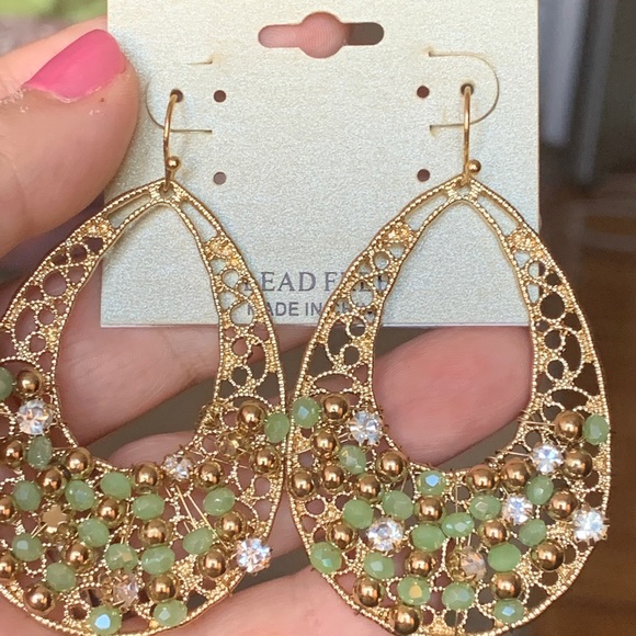 Large Filigree Drop Earrings Peridot color beads - Picture 3 of 8